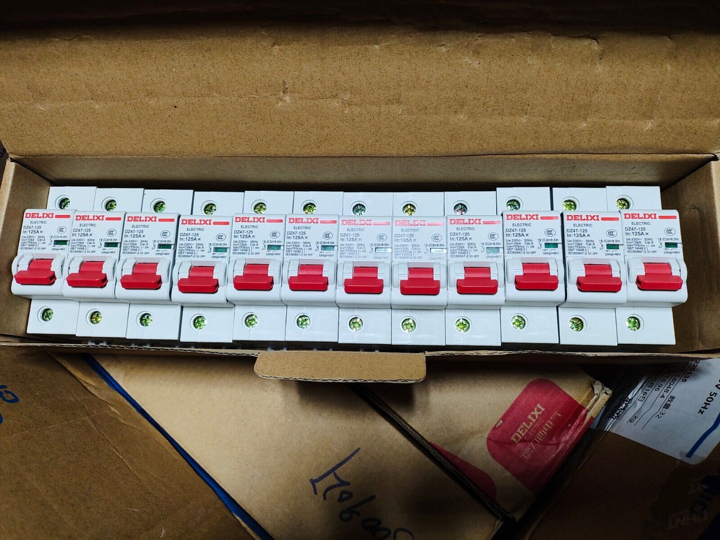 Breaker Upgrade for 72V Batteries - DZ47-125 1P 125A