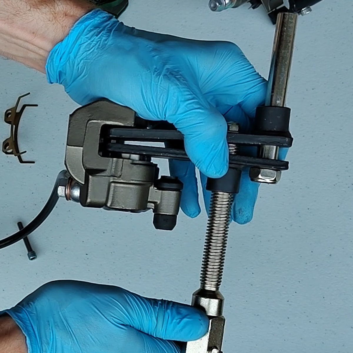 Ultra Bee Brake Spreader Tool